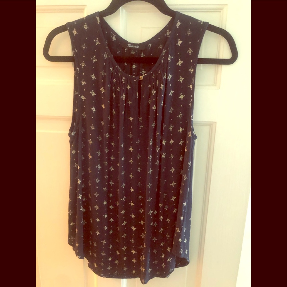Madewell dark navy top size large - like new